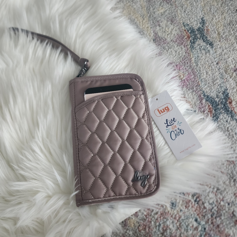 LUG TANDEM SE NORTH SOUTH RFID WALLET SAND TAUPE 2 NWT